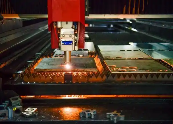 Plate and Tube Integrated Laser Cutting Machine vs. Tube Laser Cutting Machine: Which Should You Choose?